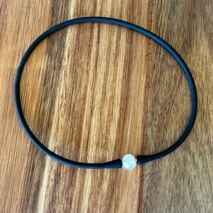 Rubber Necklace with Pearl Like Stone